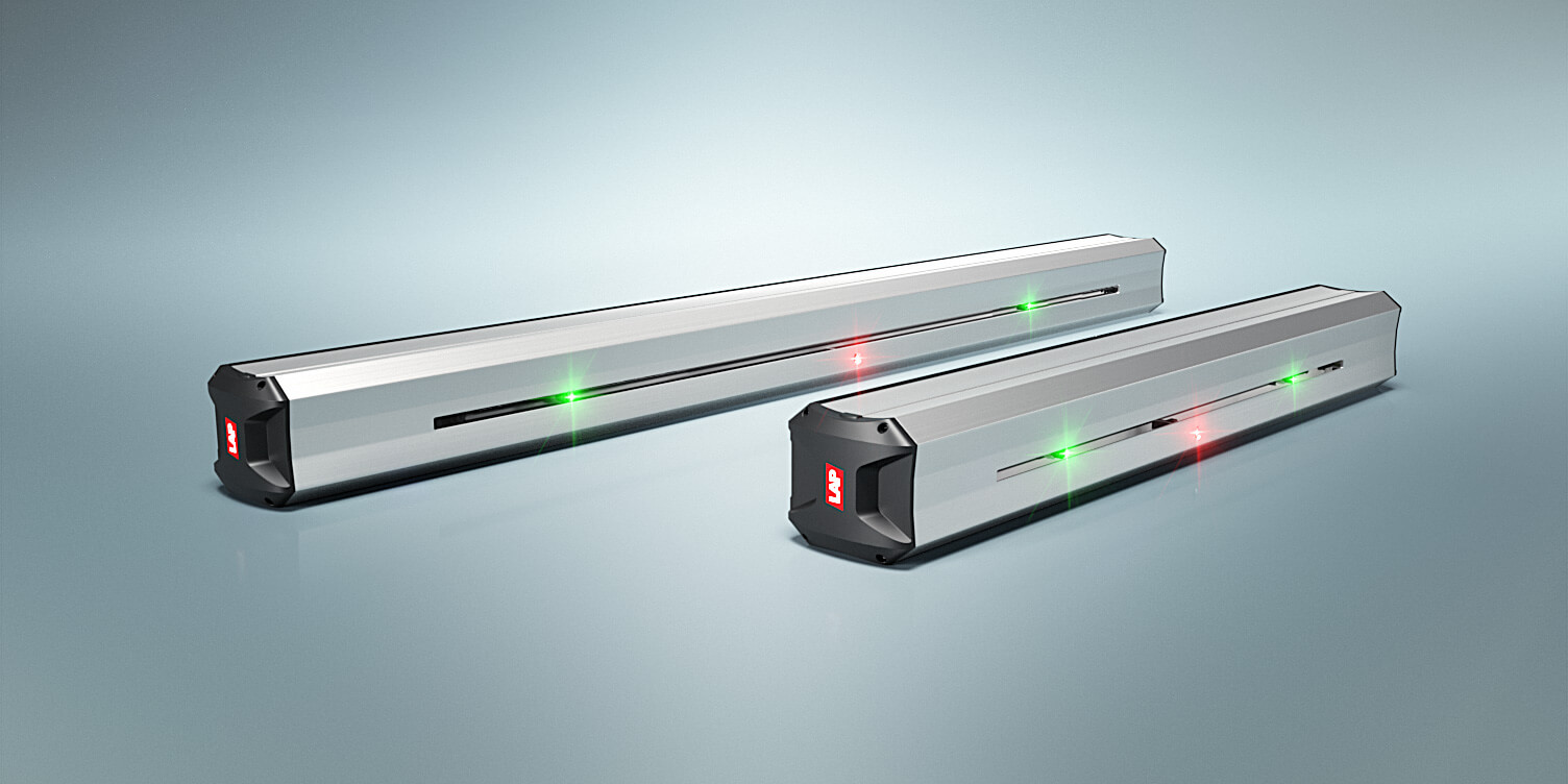 Illustration of two SERVOLASER Xpert with two movable green lasers and one fixed red laser